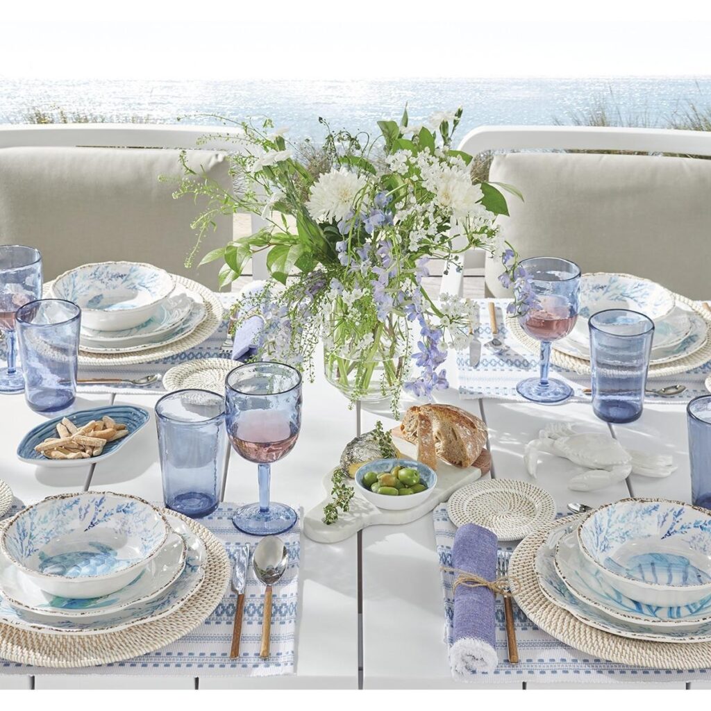 Coastal Blue Summer Dining Table Theme