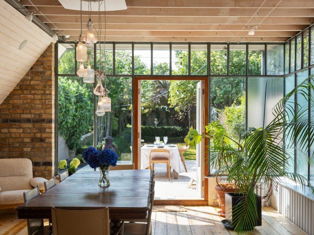Outdoor-Inspired Indoor Summer Dining Setup