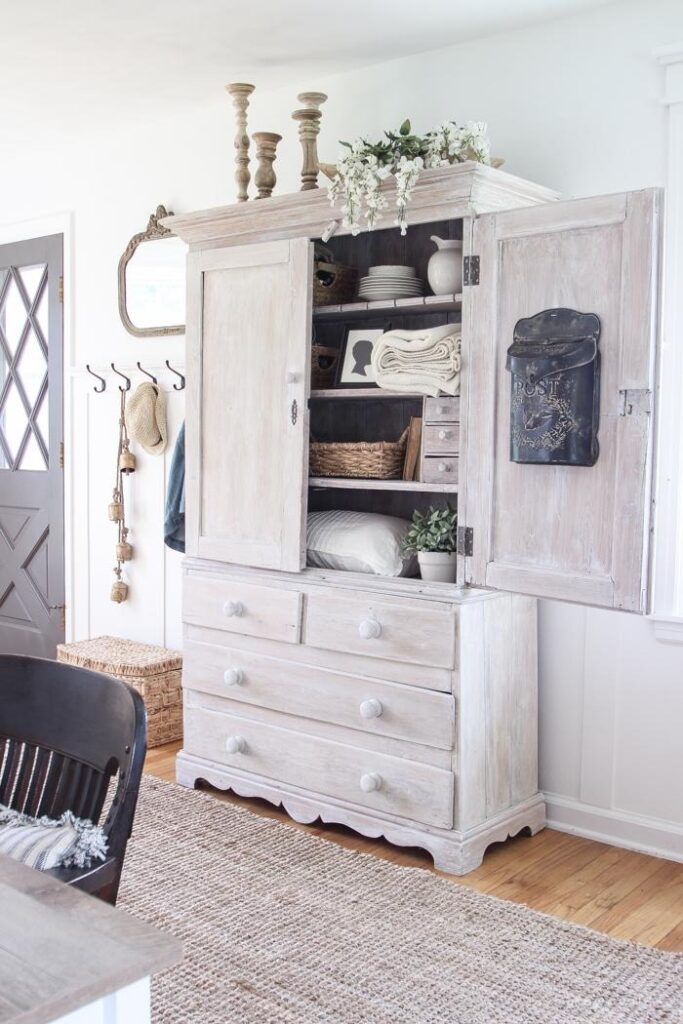Distressed Rustic Paint Finish