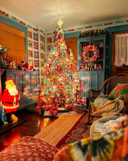 Vintage Color Pop Christmas Lights